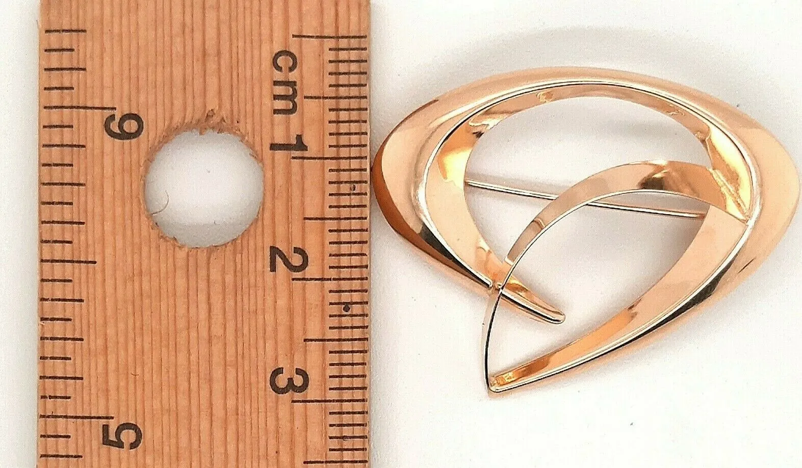 14ct Yellow Gold Brooch