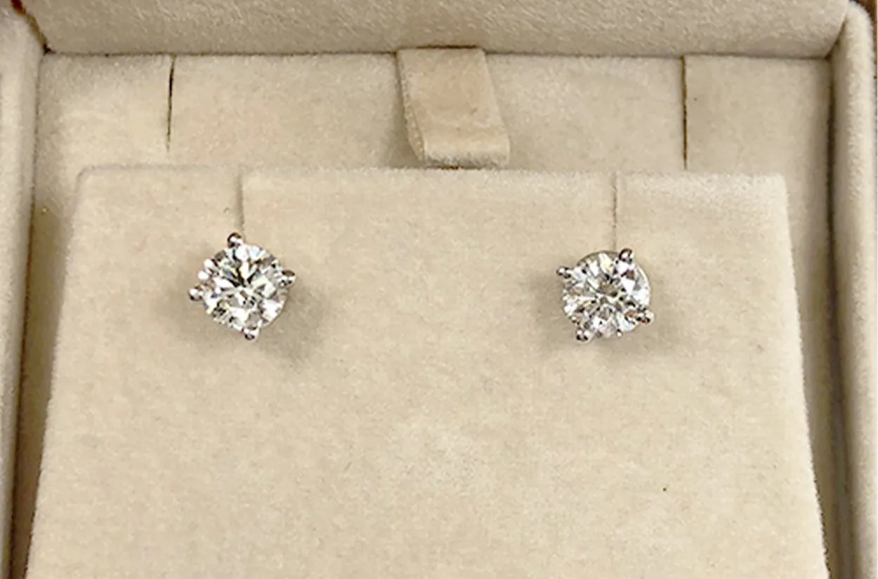 Earrings 1cts GIA Certified Natural Round Diamond Platinum Stud H Color SI2 Clarity