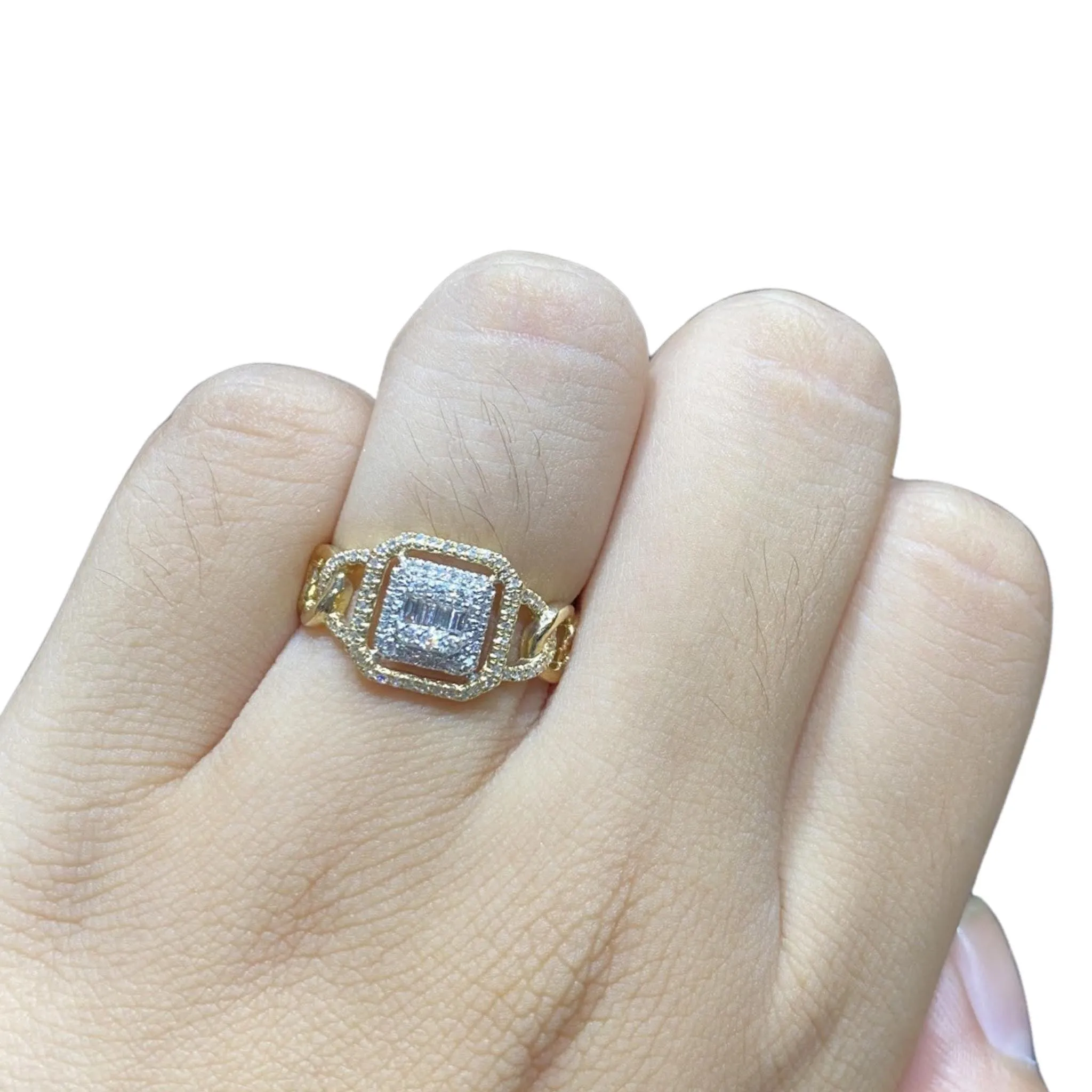 Golden Chain Cushion Halo Diamond Ring 14kt