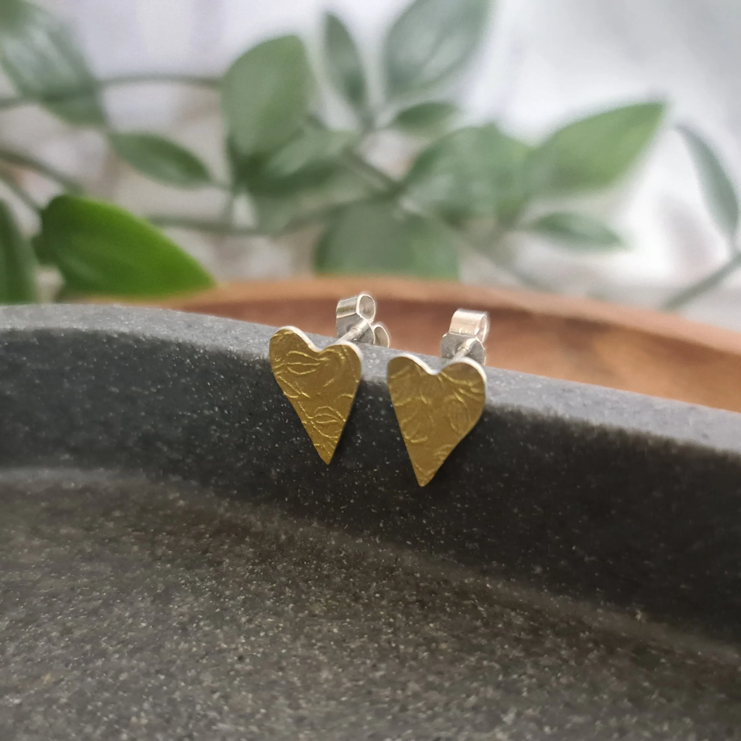 Golden Vines Heart stud earrings