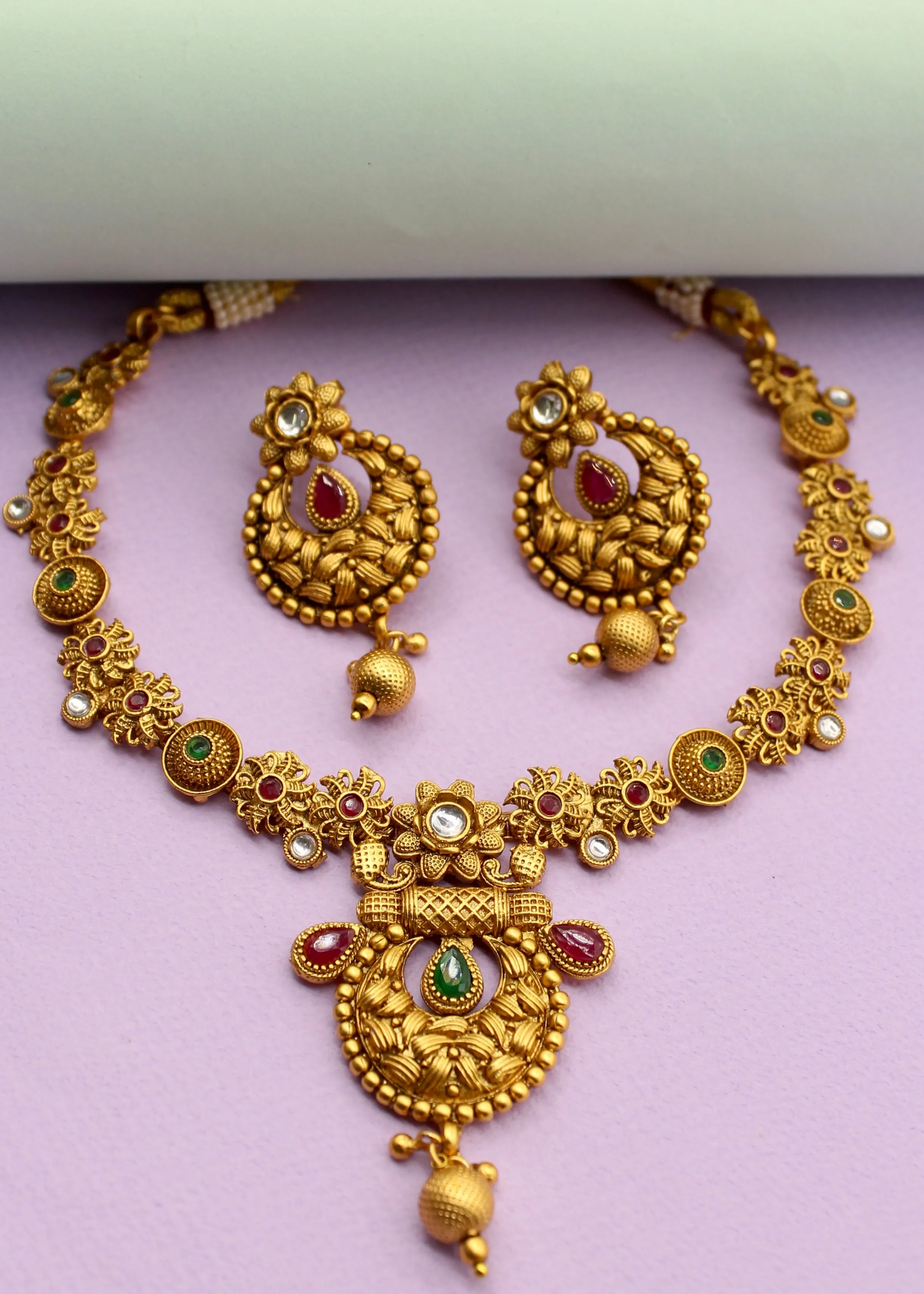 GRAND RAJWADI NECKLACE