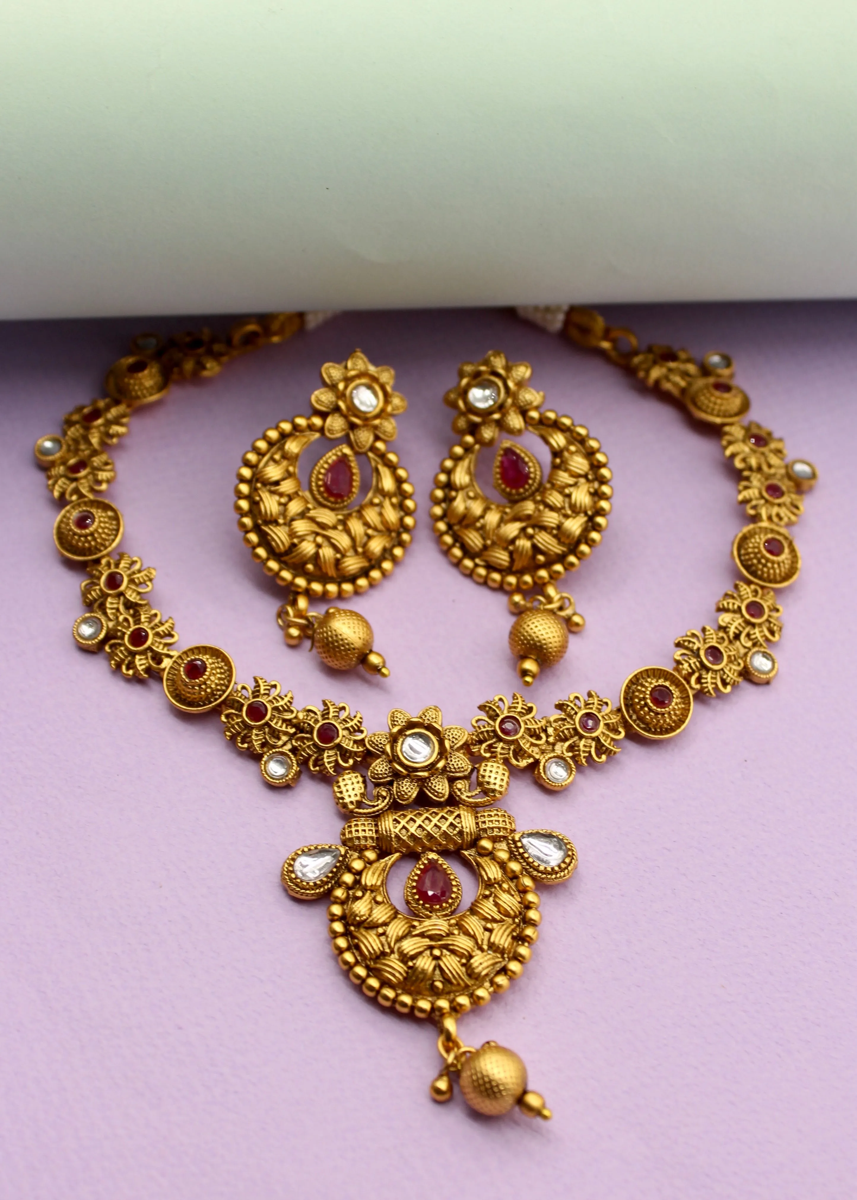 GRAND RAJWADI NECKLACE