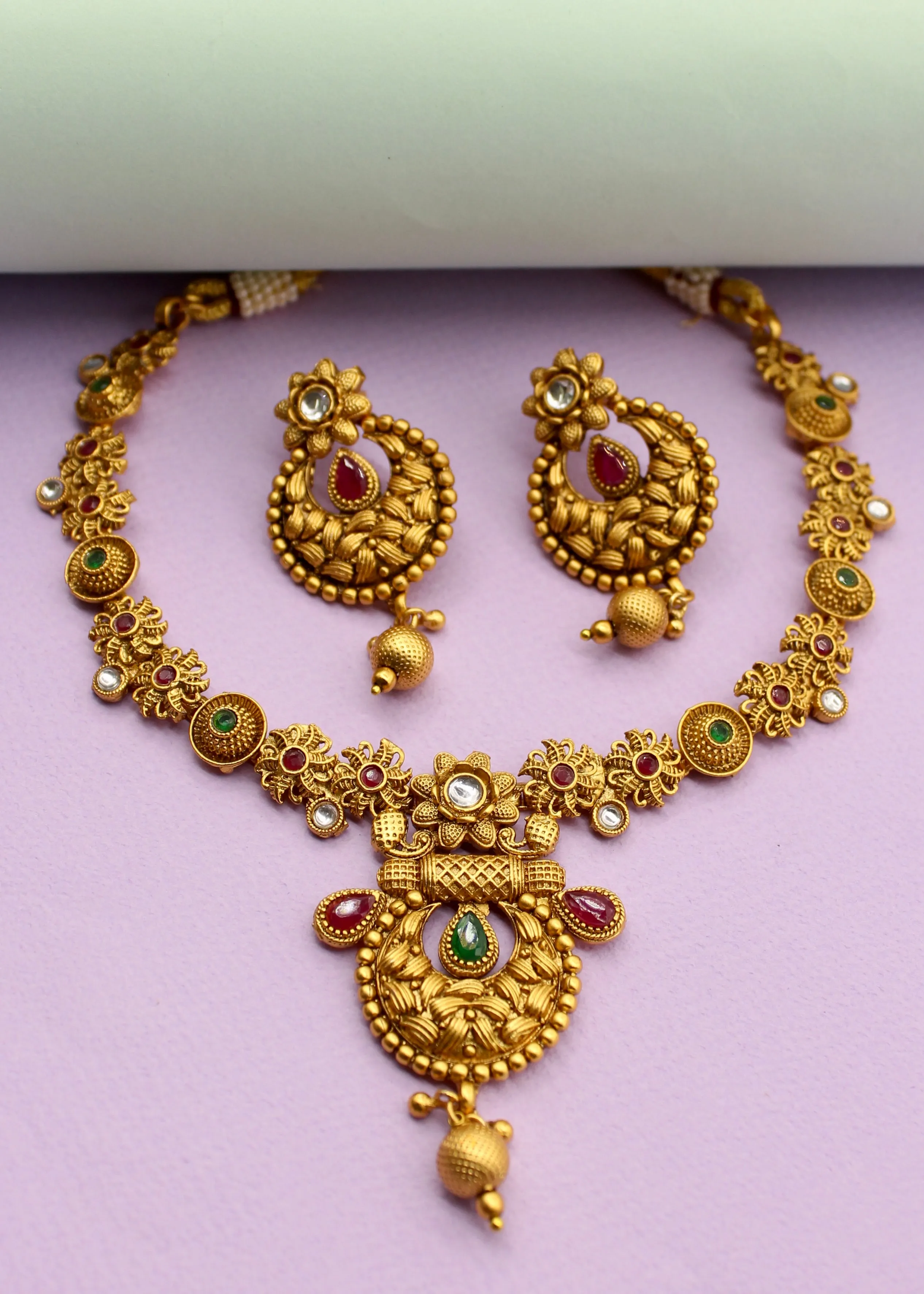 GRAND RAJWADI NECKLACE