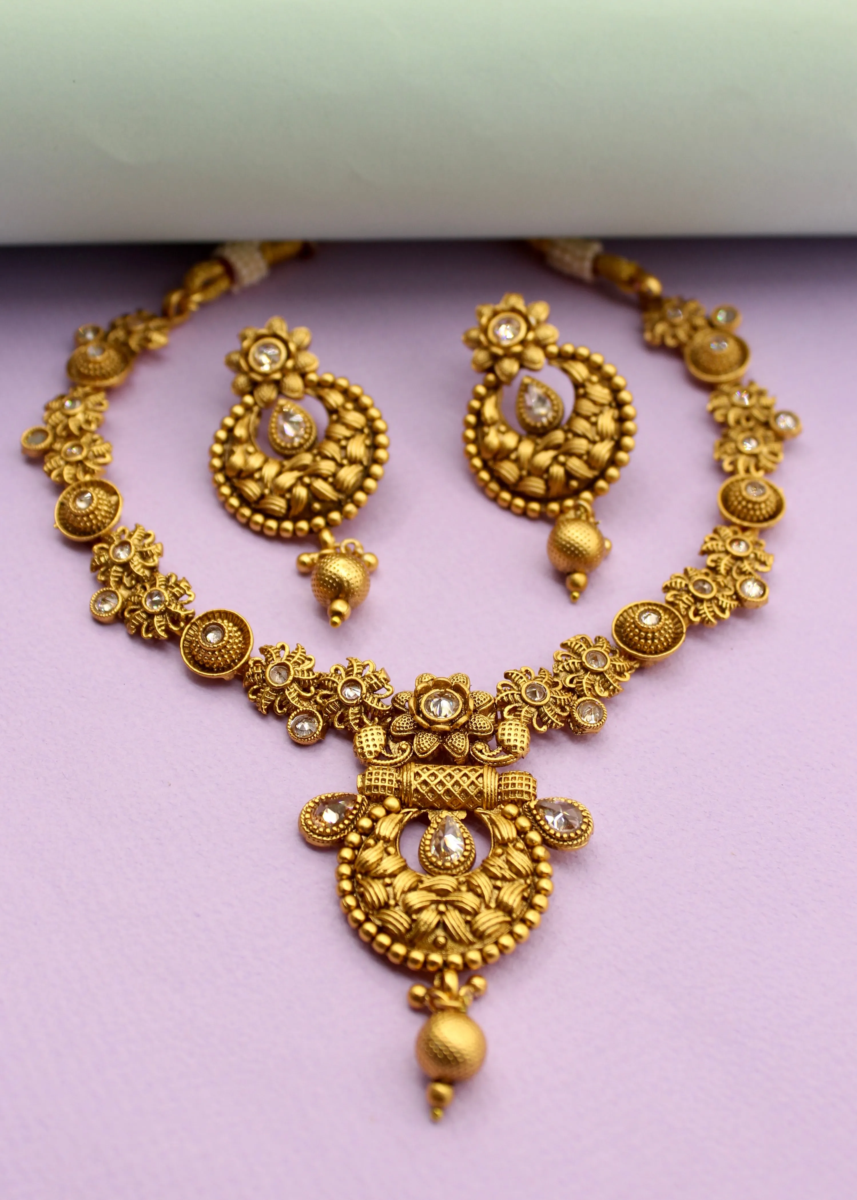 GRAND RAJWADI NECKLACE