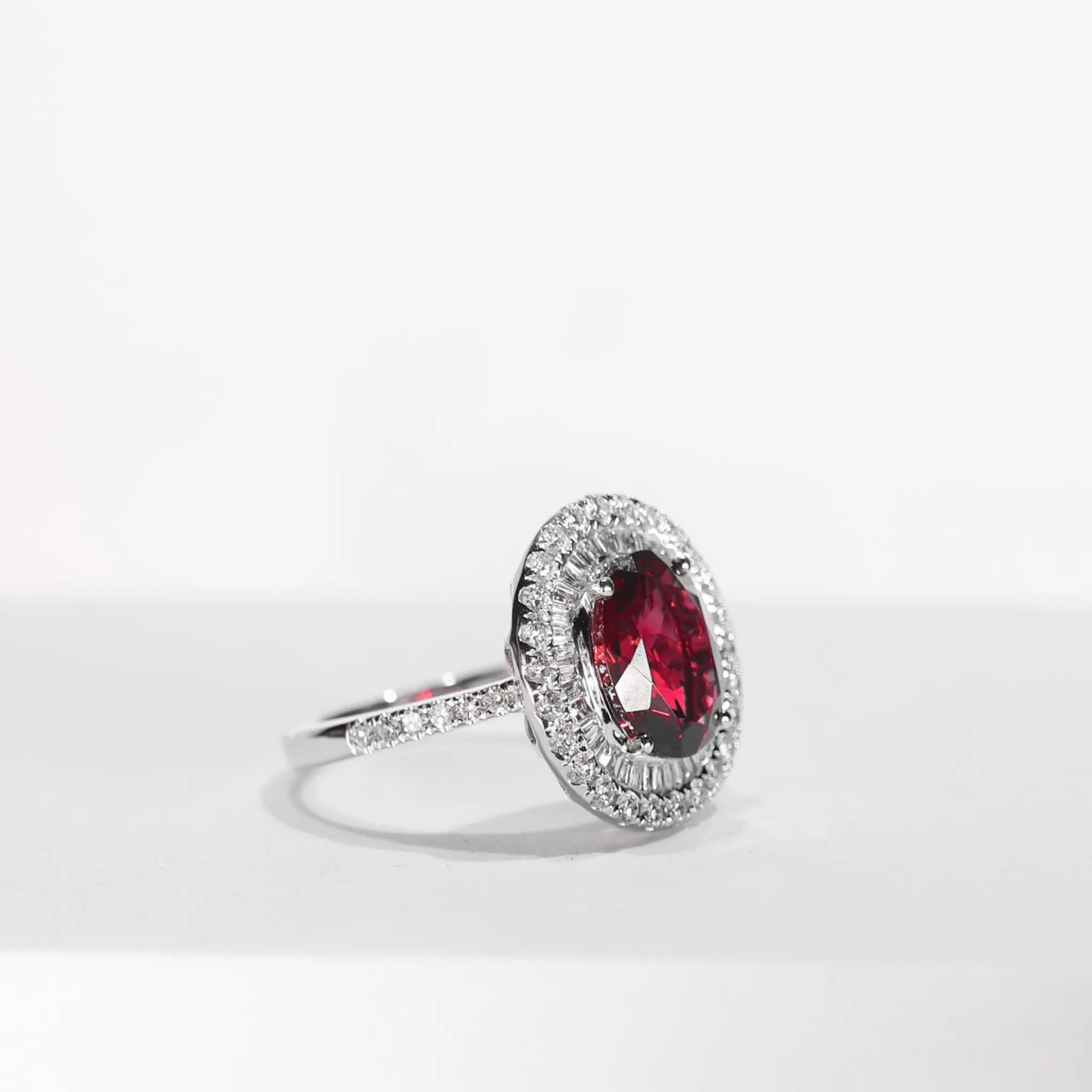 #LVNAPP | Oval Ruby Gemstones Halo Diamond Ring 14kt