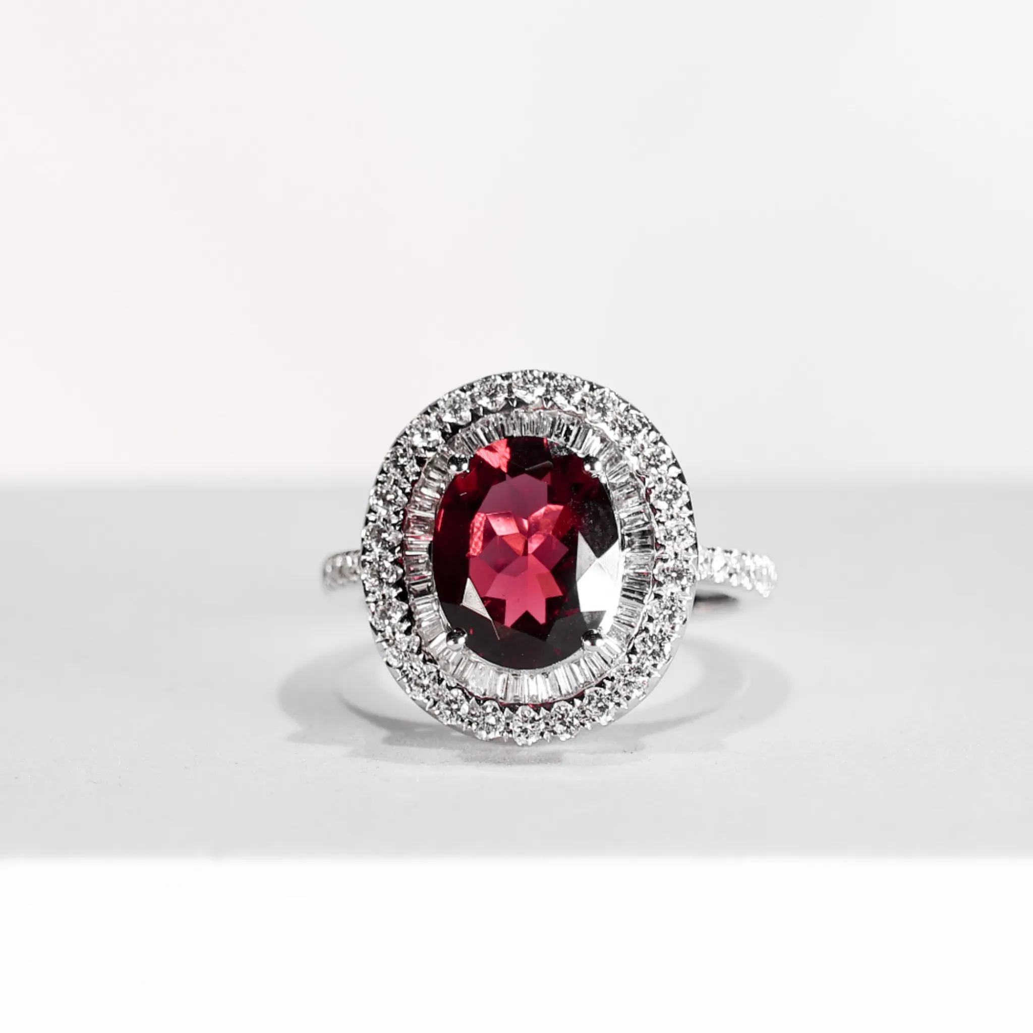 #LVNAPP | Oval Ruby Gemstones Halo Diamond Ring 14kt