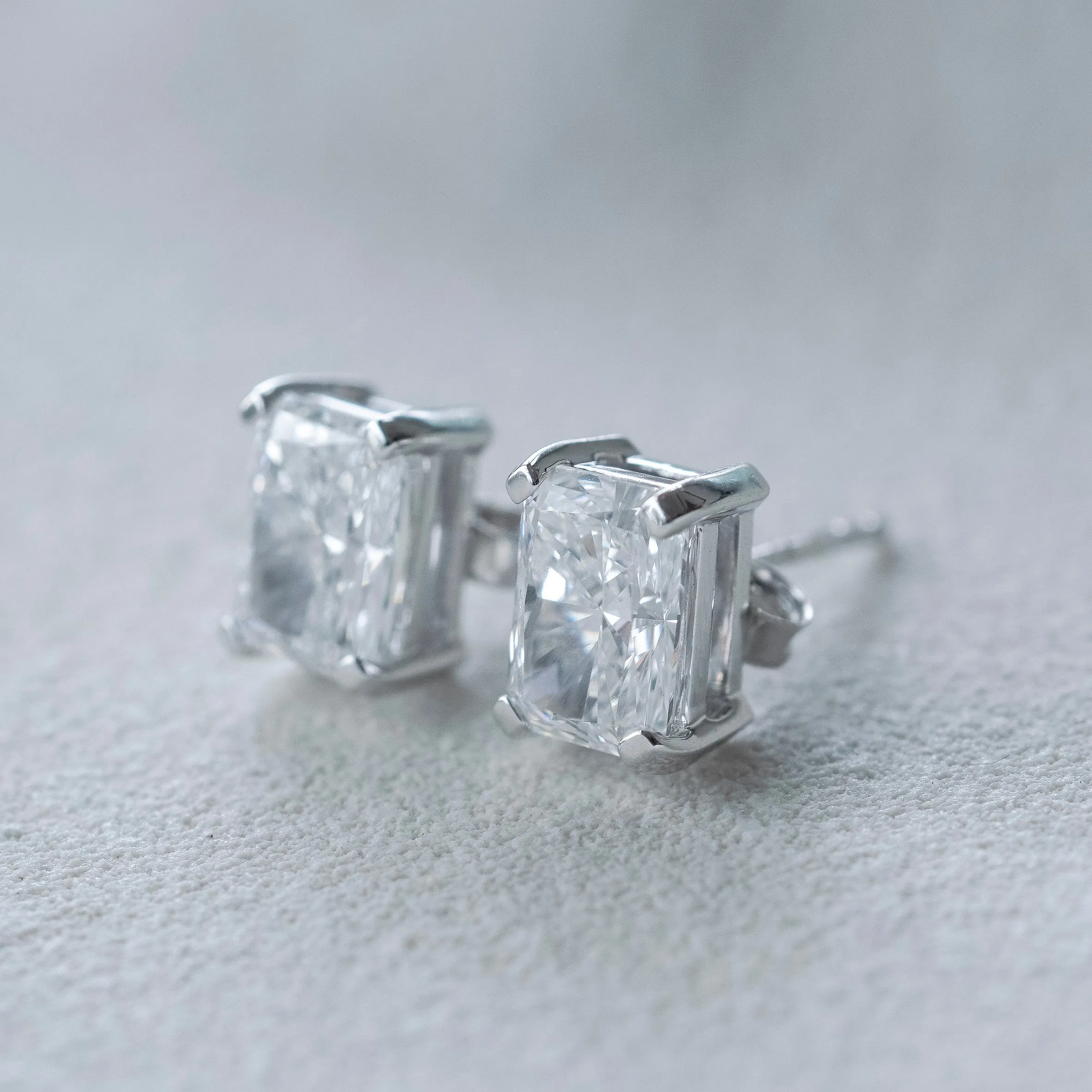 MILA RECTANGULAR DIAMOND STUDS