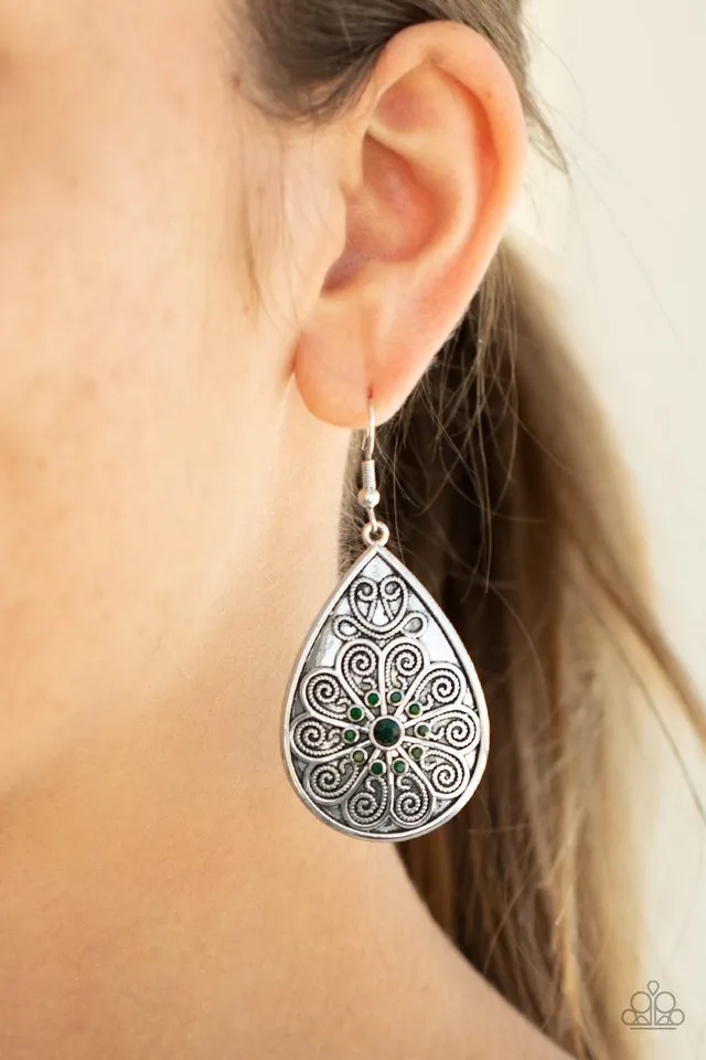 Paparazzi Earring ~ Banquet Bling - Green