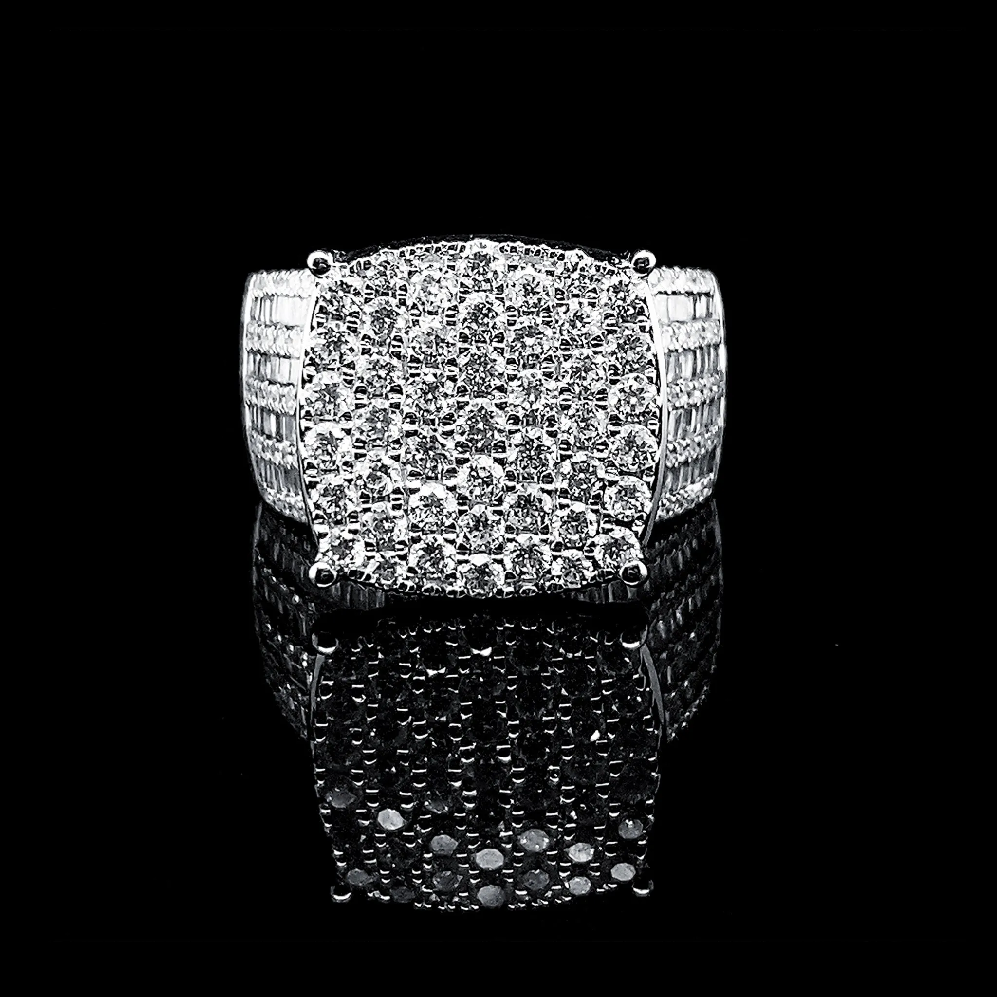 PREORDER | Square Millionaire’s Paved Diamond Ring 14kt