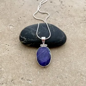 Sapphire Quartz Oval Pendant - Grace