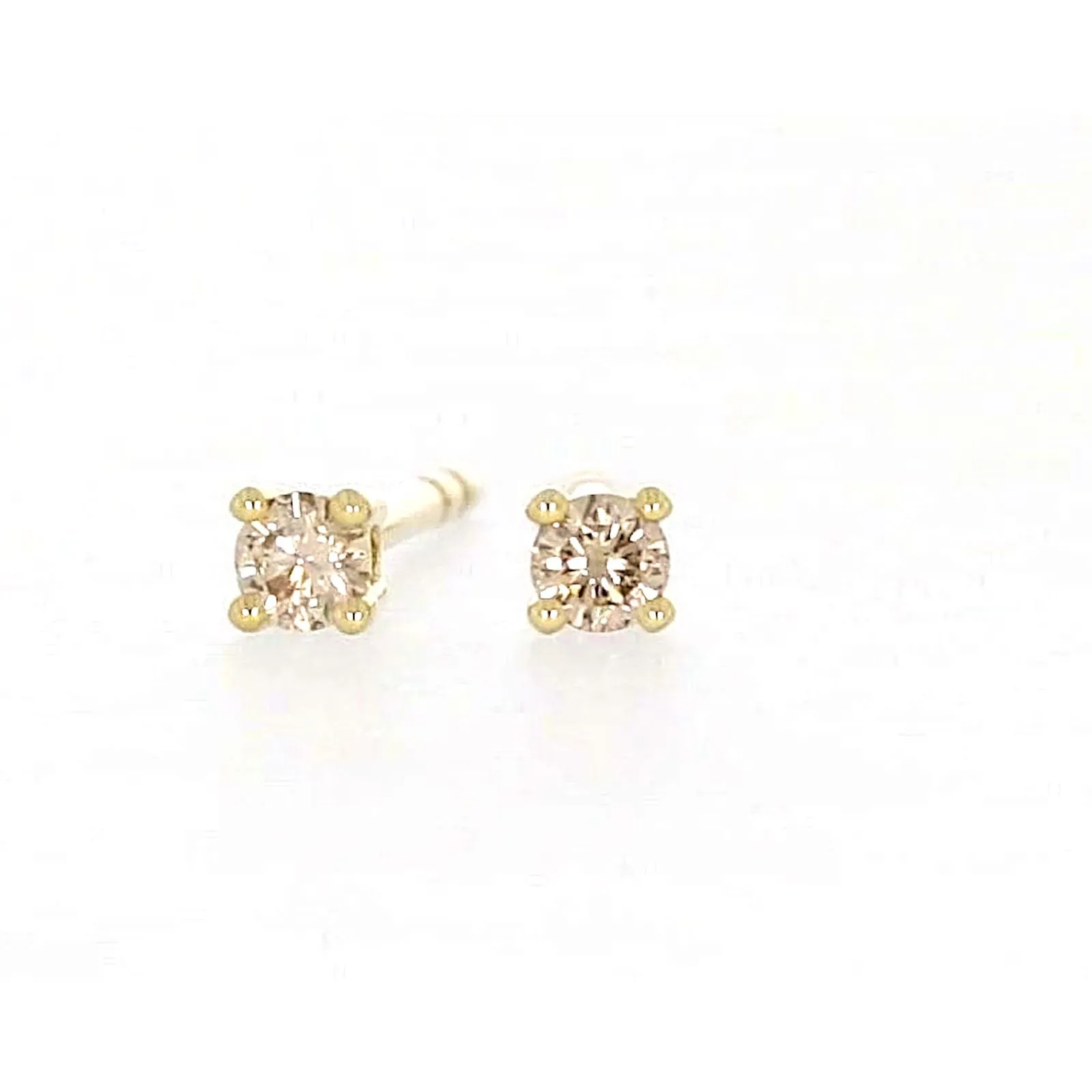 Solitaire 9ct Yellow Gold Round Brilliant Cut 0.06 CARAT tw of Diamonds Stud Earrings