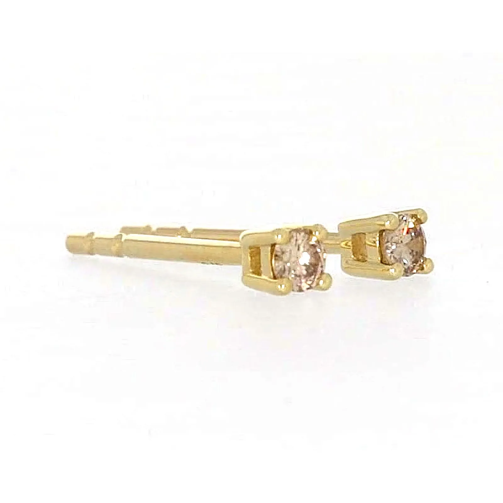 Solitaire 9ct Yellow Gold Round Brilliant Cut 0.06 CARAT tw of Diamonds Stud Earrings