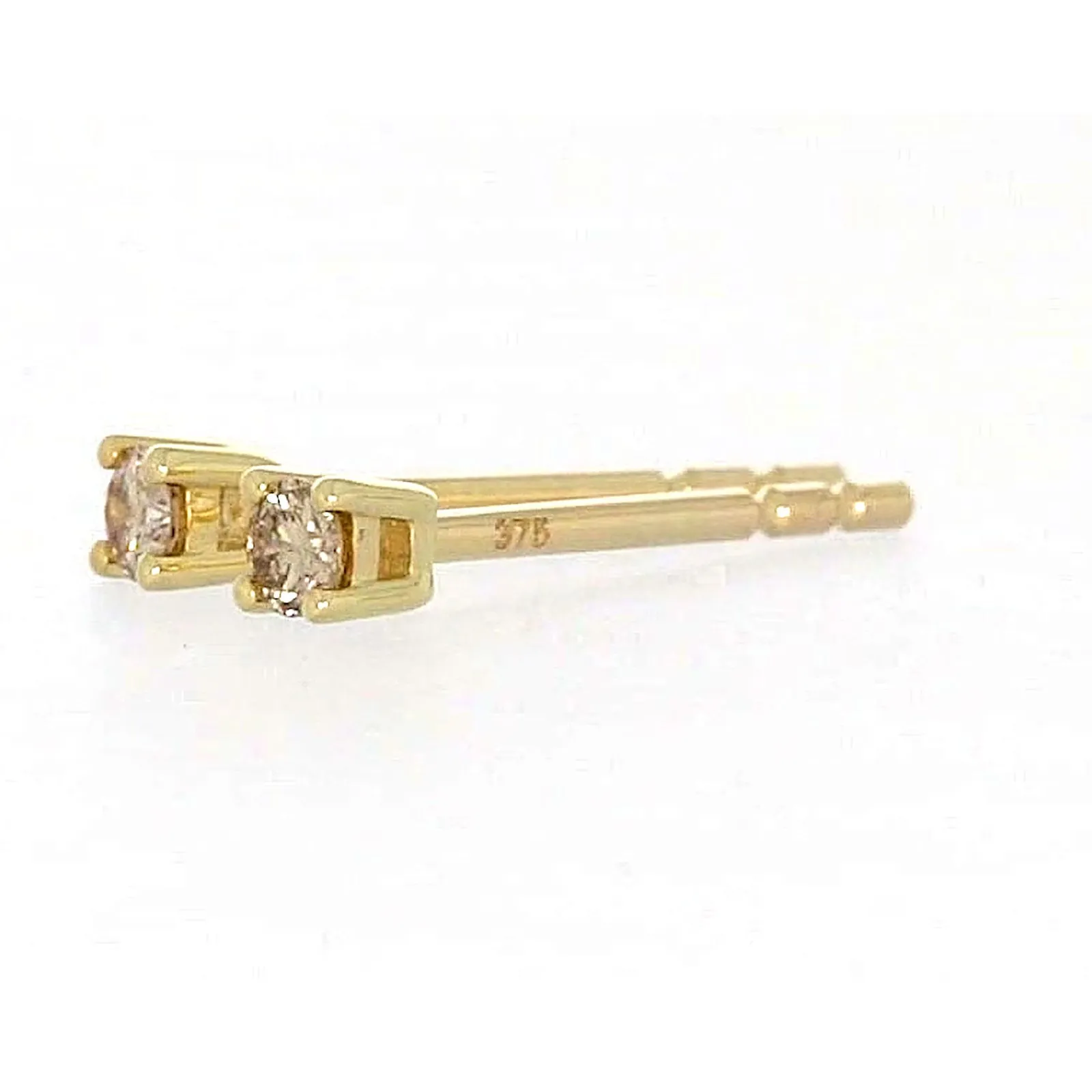 Solitaire 9ct Yellow Gold Round Brilliant Cut 0.06 CARAT tw of Diamonds Stud Earrings