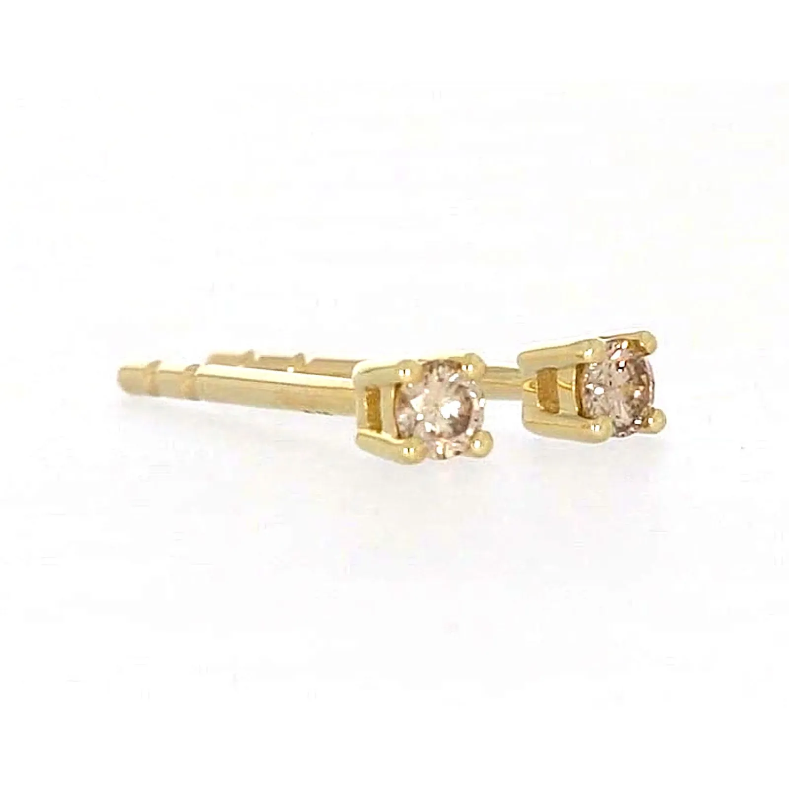 Solitaire 9ct Yellow Gold Round Brilliant Cut 0.06 CARAT tw of Diamonds Stud Earrings