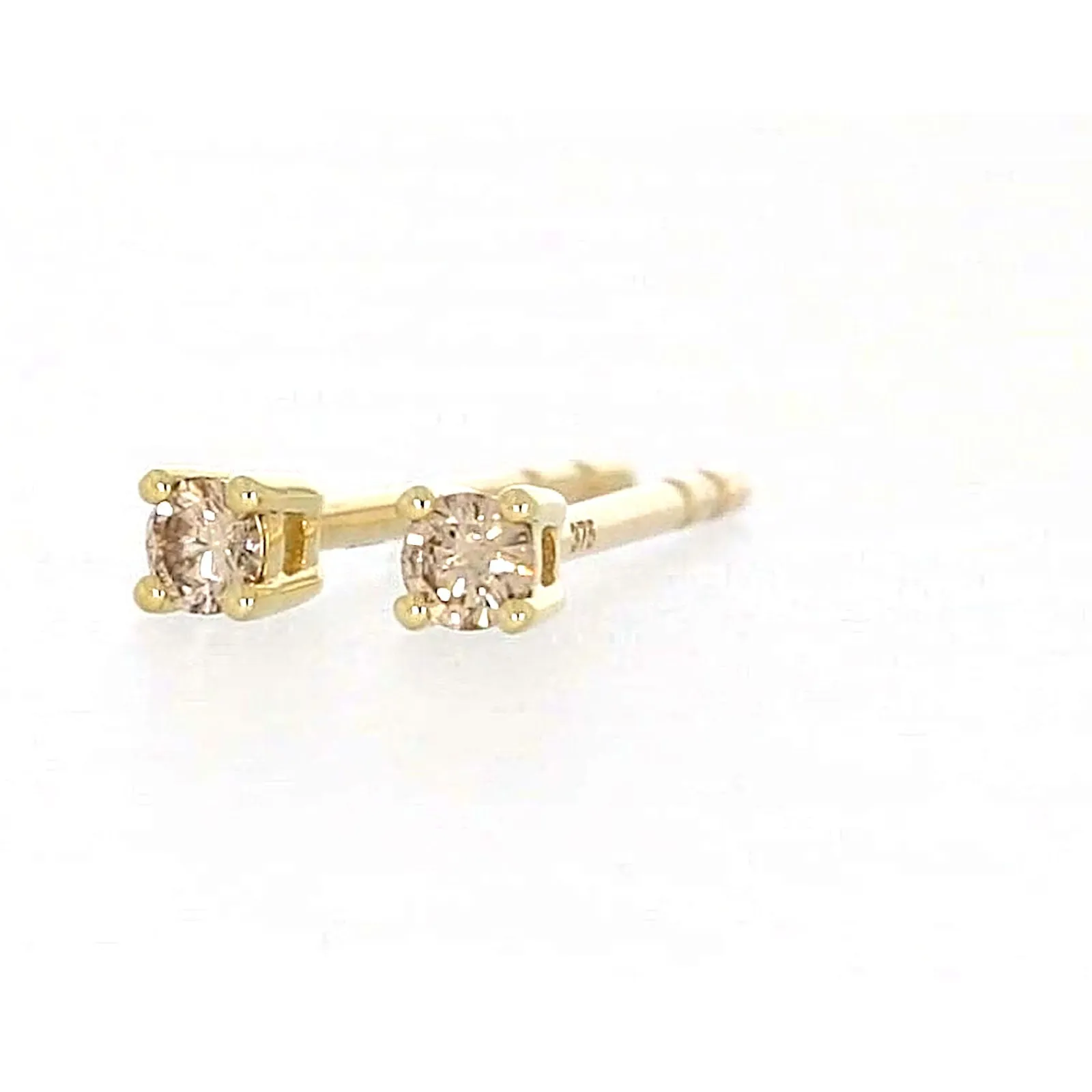 Solitaire 9ct Yellow Gold Round Brilliant Cut 0.06 CARAT tw of Diamonds Stud Earrings