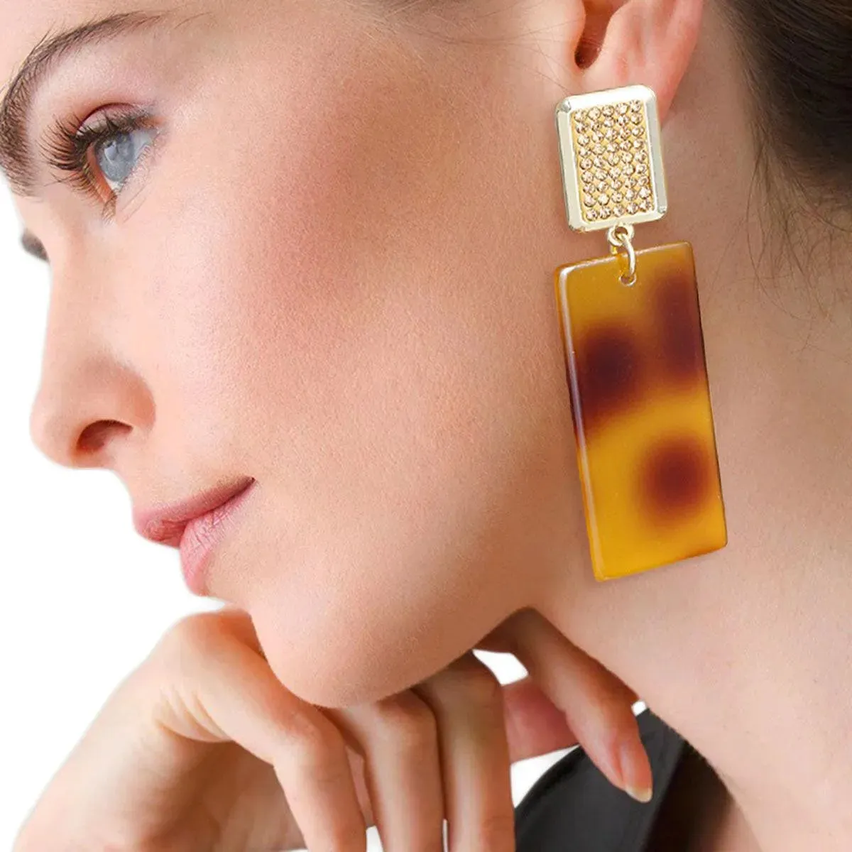 Stunning Dangle Rectangle Earrings - Shop Now for Elegant Accessories!