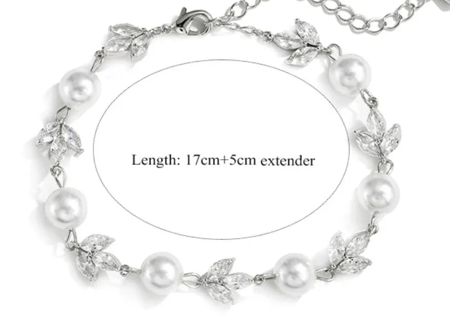 Willow - Silver Pearl Bracelet